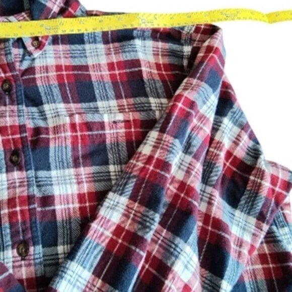 Carhartt, size Large, Red, White and Blue plaid design. Like new. - Picture 5 of 5